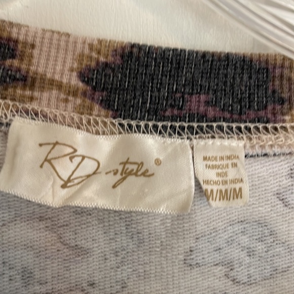 Anthropologie- RD Style Leopard Print Sweatshirt- size M - Picture 4 of 4